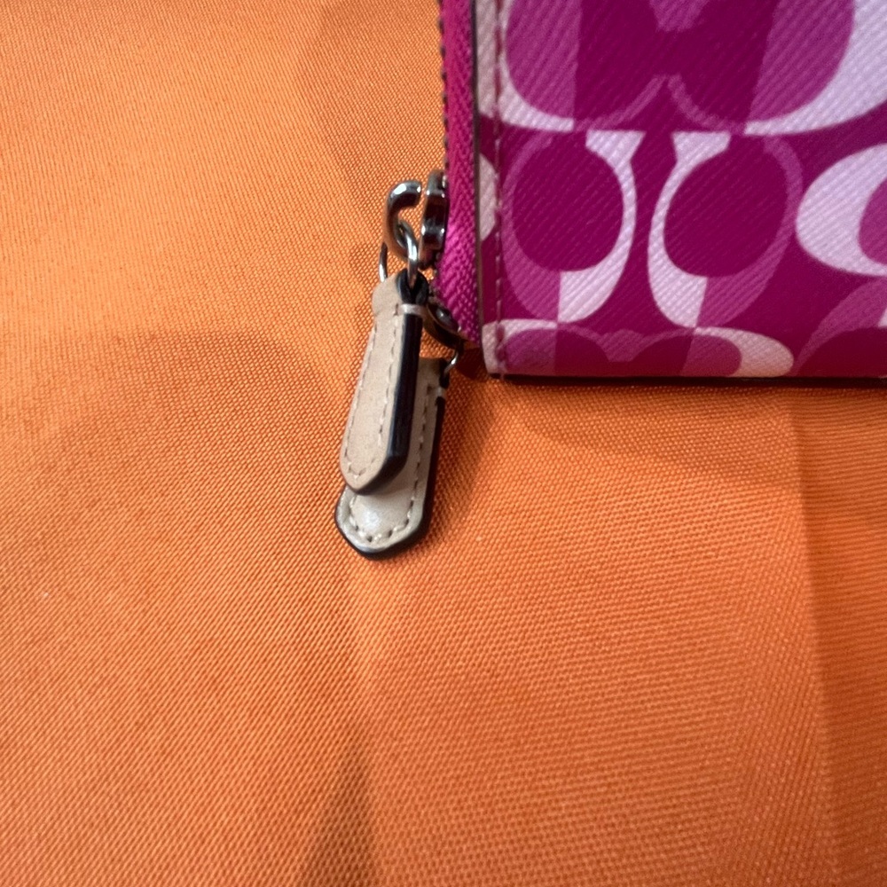 Coach Pink Clutch Wristlet - Picture 3 of 16